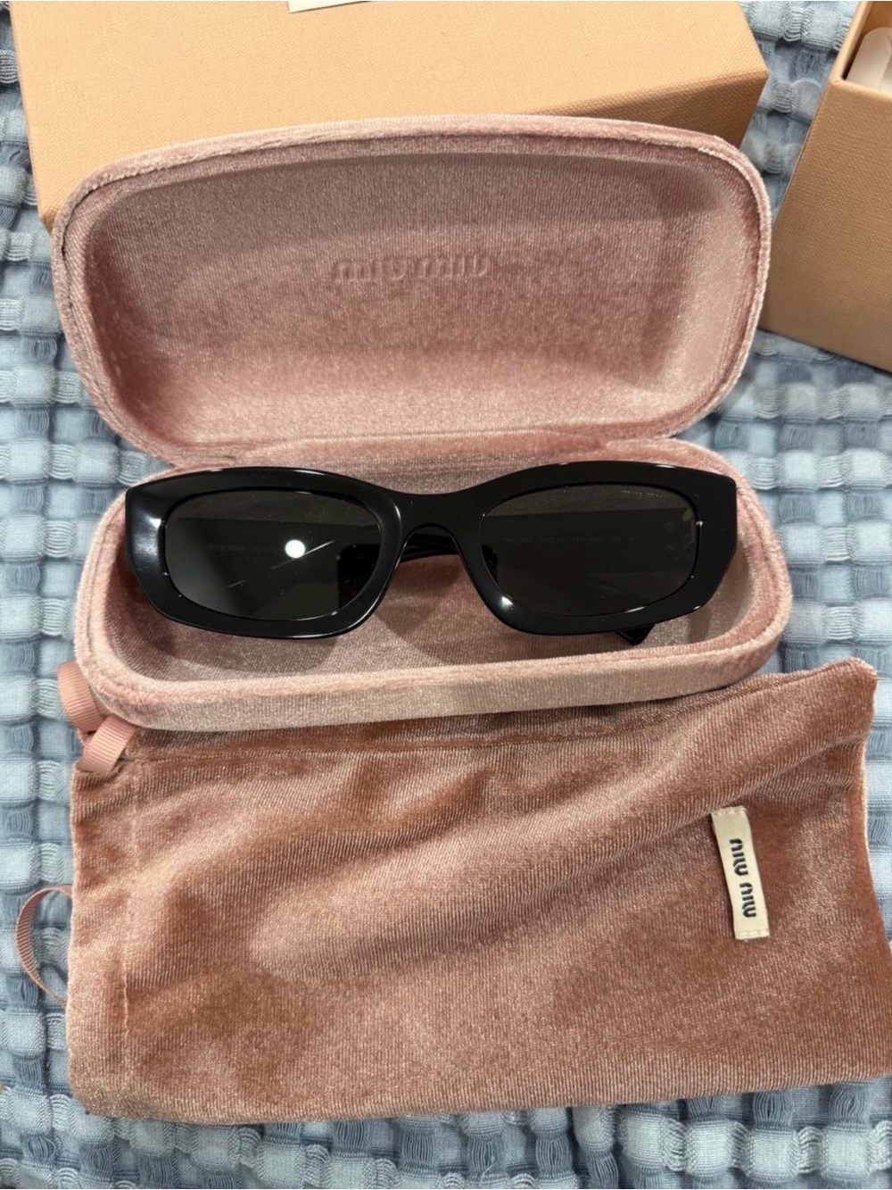 Miu Miu Black Rectangular Sunglasses with Pink Velvet Case